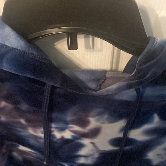 Galaxy Print Hoodie Sweatshirt Medium Casual - Picture 2 of 4